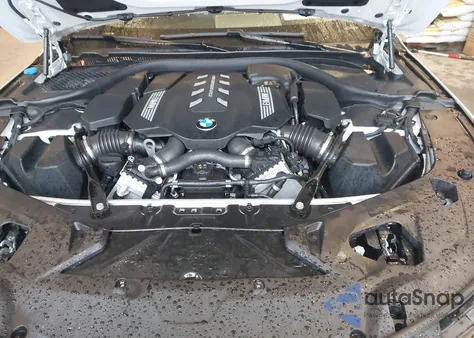 2024 BMW M850I xDrive z USA, uszkodzony, nr VIN WBABC4C08RCP08444